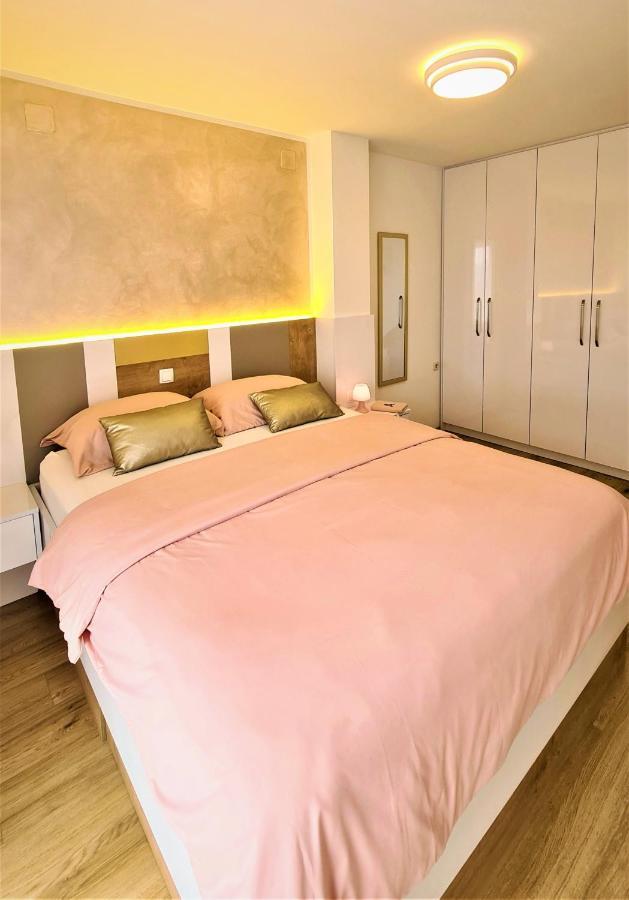 Apartment Karamarko Malinska Extérieur photo