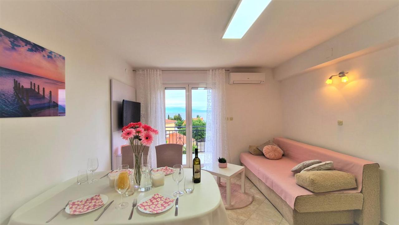 Apartment Karamarko Malinska Extérieur photo